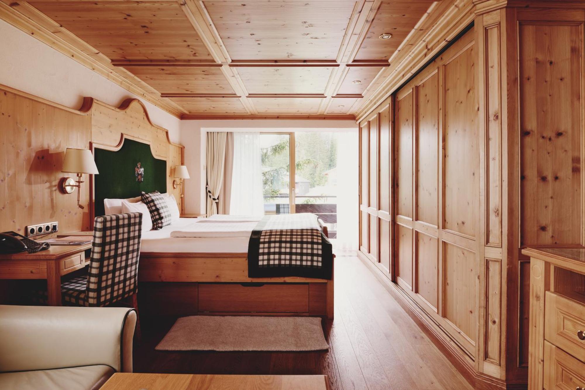Burg Hotel Oberlech Экстерьер фото
